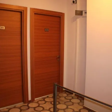 فندق أوتومان تايم